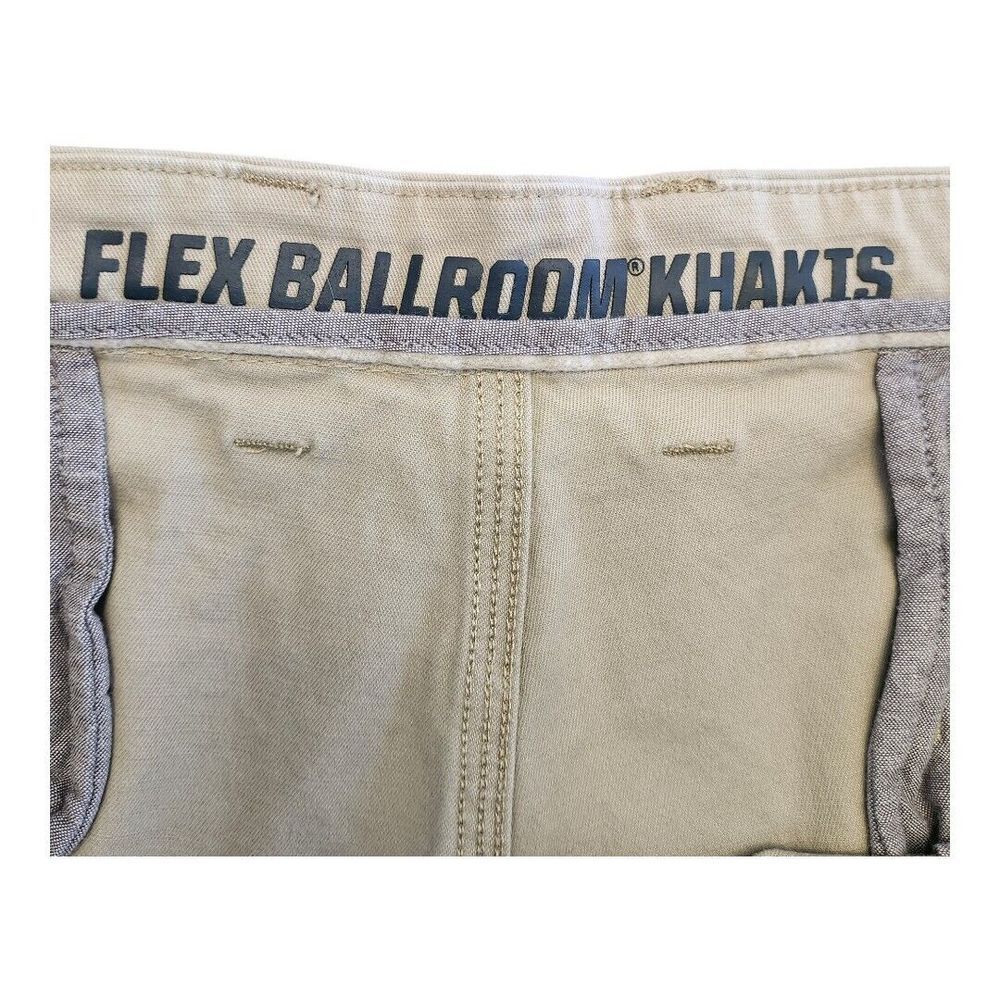 Duluth Flex Ballroom Khaki Shorts Mens 48 Relaxed‎ Fit Beige Stretch Workwear - Picture 10 of 11